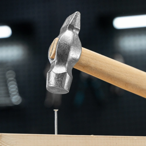 Молоток слесарный, 400 г, круглый боек, деревянная рукоятка купить в Москве с доставкой по всей России | ProtosMarket.ru