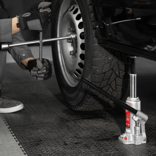 Домкрат гидравлический бутылочный, 4 т, высота подъема 194-372 мм, в пластиковый кейсе Matrix купить в Москве с доставкой по всей России | ProtosMarket.ru