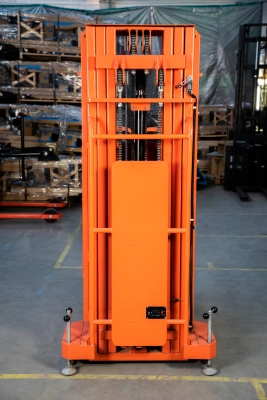 Сборщик заказов с электроподъемом 200 кг 3,3 м TOR GOPY3.302 по ценам производителя в Москве с доставкой по всей России