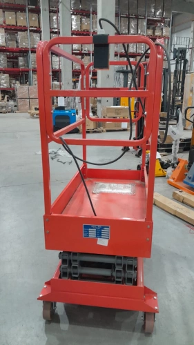 Подъемник ножничный передвижной 240 кг 3/5 м TOR GTJY DC аккумуляторный по ценам производителя в Москве с доставкой по всей России