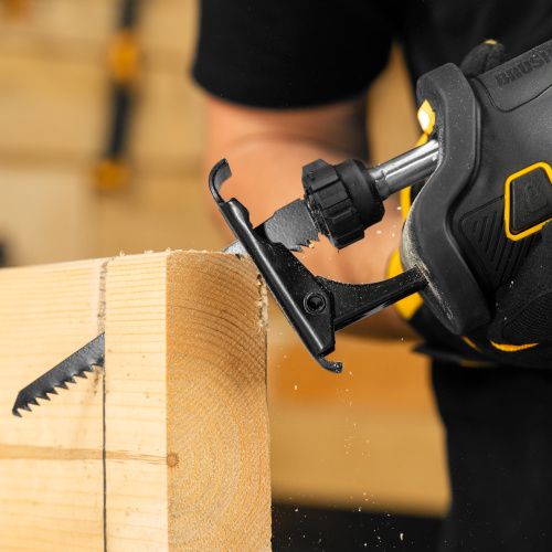 Пила сабельная аккумуляторная бесщет. RS-250, Li-Ion, 20 В Denzel купить в Москве с доставкой по всей России | ProtosMarket.ru