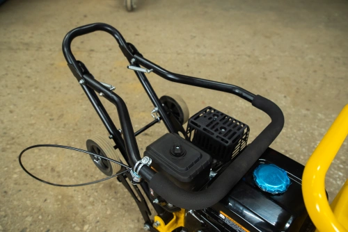 Виброплита 85 кг, 13кН (LCT) бак, коврик, колесный комплект TOR T-80* купить в Москве с доставкой по всей России | ProtosMarket.ru