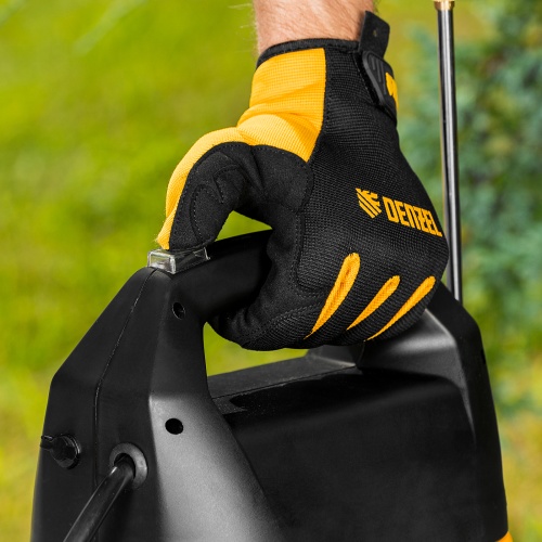 Опрыскиватель аккумуляторный D-8LI, 8 л, 12 В, 2 Ач Denzel купить в Москве с доставкой по всей России | ProtosMarket.ru