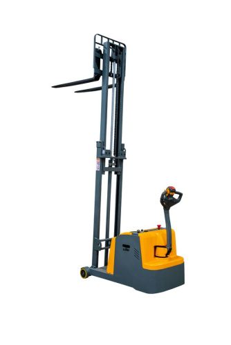 Штабелер самоходный 1,0 т 3,0 м XILIN CPD10W с наклоном мачты и противовесом 24/105 В/Ач купить в Москве с доставкой по всей России | ProtosMarket.ru