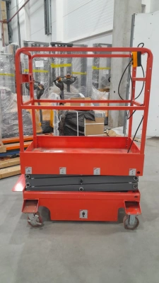 Подъемник ножничный передвижной аккумуляторный 500 кг, 12/14 м, 24/85 В/Ач TOR SJY-0,5-12 DC по ценам производителя в Москве с доставкой по всей России