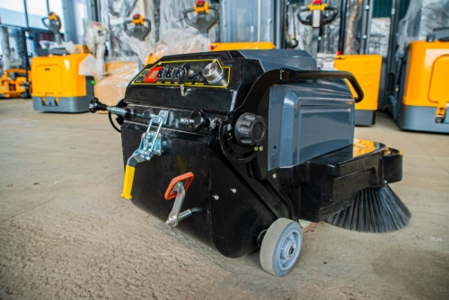 Машина подметальная с АКБ GEL 12/100 В/Ач TOR A100 купить в Москве с доставкой по всей России | ProtosMarket.ru