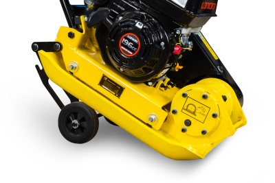 Виброплита TOR C-90L(R) 83 кг, 16кН (Loncin) колесный комплект купить в Москве с доставкой по всей России | ProtosMarket.ru