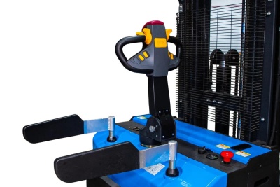 Штабелер самоходный 2,0 т 3,5 м TOR ES20D4 24/210 В/Ач ЭУР, Curtis, H-мачта (с платформой) купить в Москве с доставкой по всей России | ProtosMarket.ru