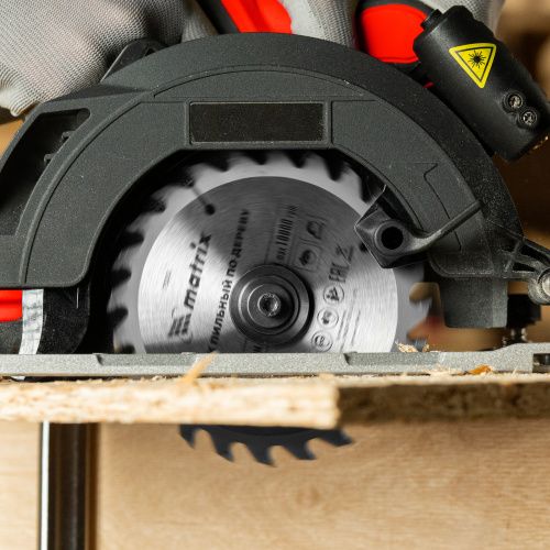 Пильный диск по дереву, 130 х 20 мм, 24 зуба, кольцо 16/20 Matrix Professional купить в Москве с доставкой по всей России | ProtosMarket.ru