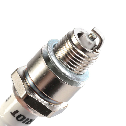 Свечи PATRIOT E7TC-B для 4-х тактных двигателей купить в Москве с доставкой по всей России | ProtosMarket.ru