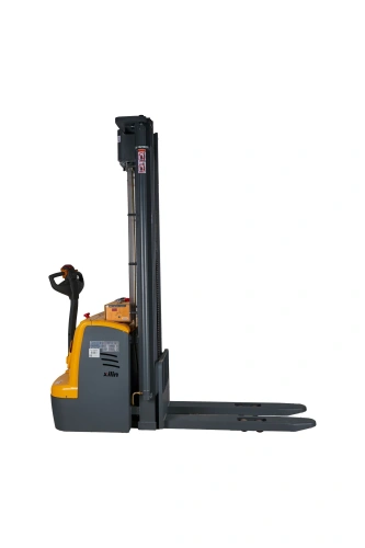 Штабелер самоходный 1,5 т 5,6 м XILIN CDDR15-III Li-ion 24/230 В/Ач контроль скорости (сопровождаемый) купить в Москве с доставкой по всей России | ProtosMarket.ru