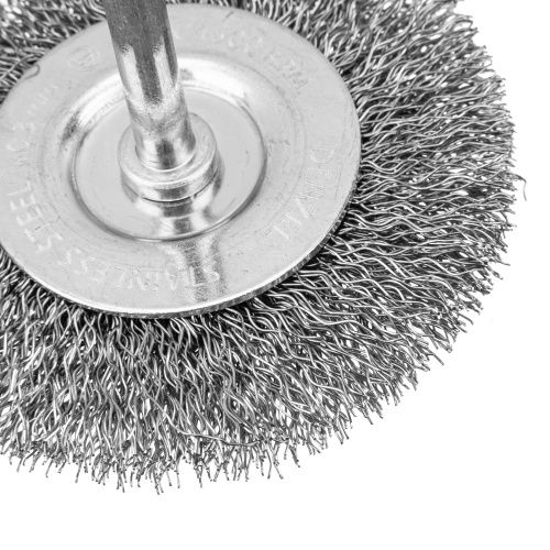 Набор щеток для дрели, 2 Плоские 50-75мм, 3 Чашки 25-50-75мм, шпилька,  нерж.вит. проволока Denzel купить в Москве с доставкой по всей России | ProtosMarket.ru