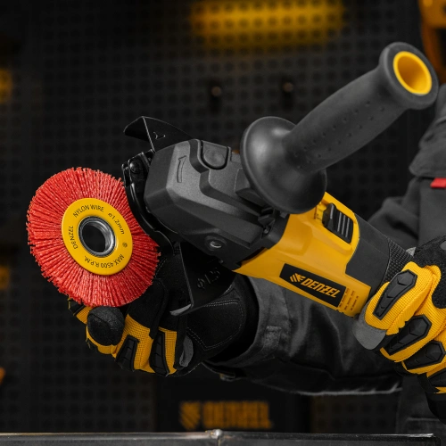 Щетка для УШМ, 100 мм, Плоская, нейлоновая щетина, посадка 22,2 мм Denzel купить в Москве с доставкой по всей России | ProtosMarket.ru