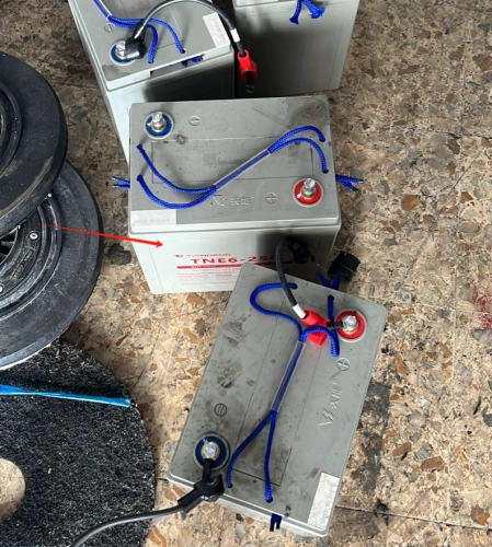 Аккумулятор литий-ионный (Li-ion) 24В/100 Ач 365х365х260 для машины поломоечной COMPACT 56/60T купить в Москве с доставкой по всей России | ProtosMarket.ru