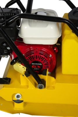 Виброплита TOR C-95T(R) 109 кг, 18кН (Honda)  бак, колесный комплект купить в Москве с доставкой по всей России | ProtosMarket.ru