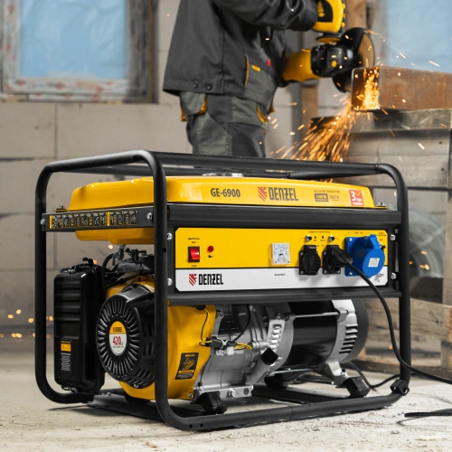 Генератор бензиновый GE 6900, 5.5 кВт, 220 В/50 Гц, 25 л, ручной старт Denzel купить в Москве с доставкой по всей России | ProtosMarket.ru
