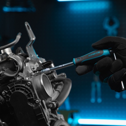 Набор инструментов, 1/4", 1/2", CrV, 120 зубьев, 109 предметов Gross купить в Москве с доставкой по всей России | ProtosMarket.ru