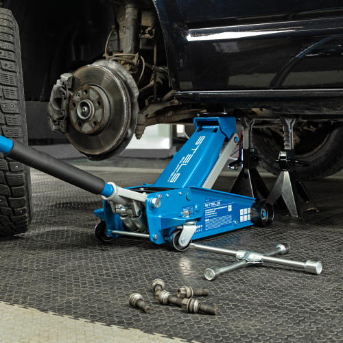 Домкрат гидравлический подкатной, 3 т, 120-450 мм, быстрый подъем, проф. Stels купить в Москве с доставкой по всей России | ProtosMarket.ru