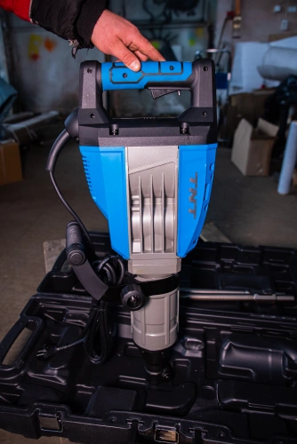 Молоток отбойный электрический ТОR DH16T 1900ВТ 60Дж HEX30 по ценам производителя в Москве с доставкой по всей России