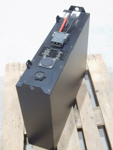 Аккумулятор литий-ионный (Li-ion) 24В/125Ач 705х170х565 для тележек CBD20R-II по ценам производителя в Москве с доставкой по всей России