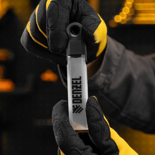 Лезвия, 18 мм, сталь SK4 - 0,5 мм, супер острые, 5 штук Denzel купить в Москве с доставкой по всей России | ProtosMarket.ru