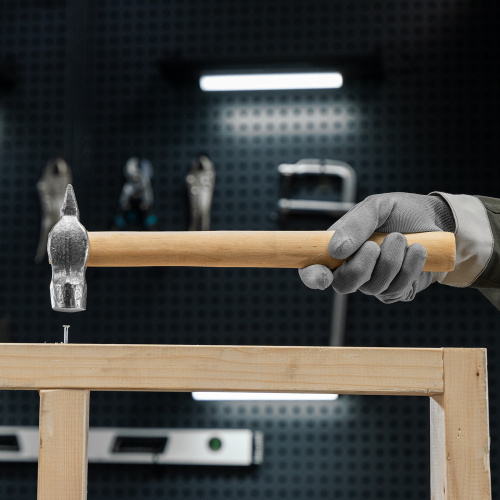 Молоток слесарный, 600 г, круглый боек, деревянная рукоятка купить в Москве с доставкой по всей России | ProtosMarket.ru