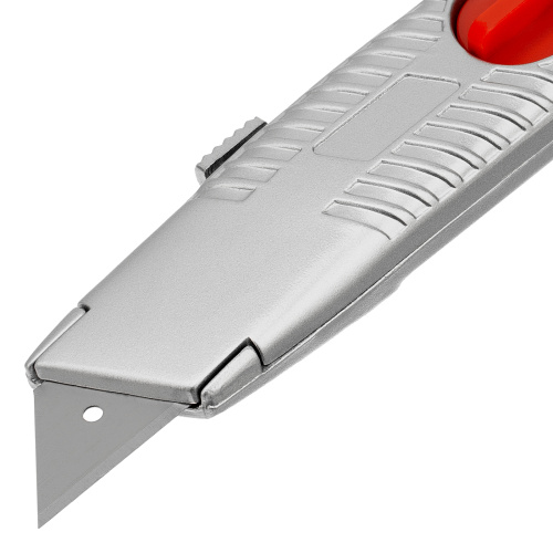 Нож, 19 мм, выдвижное трапециевидное лезвие, металлический корпус Matrix купить в Москве с доставкой по всей России | ProtosMarket.ru