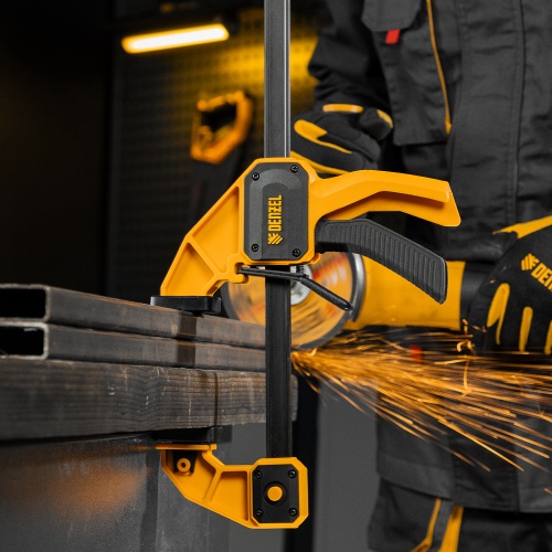 Струбцина F-образная, быстрозажимная, 600 х 80 мм, усиленный нейлоновый корпус Denzel купить в Москве с доставкой по всей России | ProtosMarket.ru