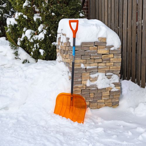 Лопата для уборки снега поликарбонат, 465х410х1390 мм, стальной черенок, усиленная Сибртех купить в Москве с доставкой по всей России | ProtosMarket.ru