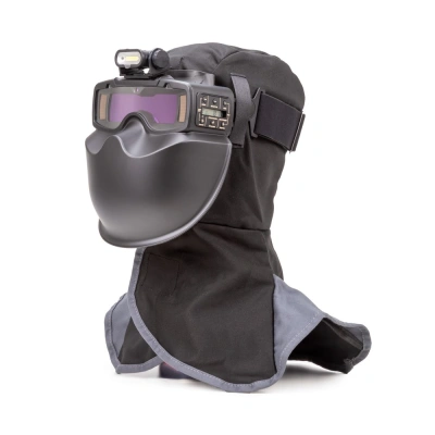 Маска сварщика черная Ultimate M X650 в коробке